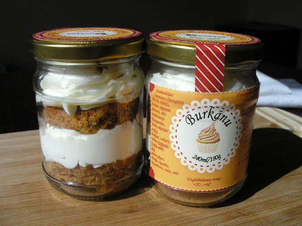 Cake in a jar "Carrot"