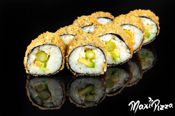 (610) TEMPURA ASPARAGUS MAKI