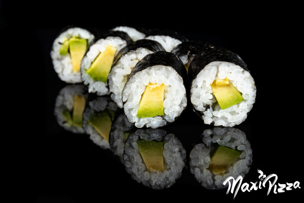 (010) AVOKADO MAKI